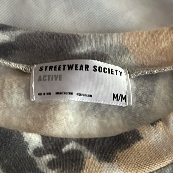 Urban Planet Tie-Dye Grey, White and Peach Wool Sweater - Picture 2 of 6